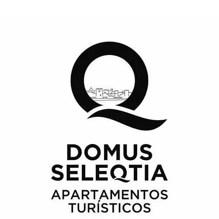 Apartamento Domus Seleqtia Plaza de Santiago Caces Exterior foto